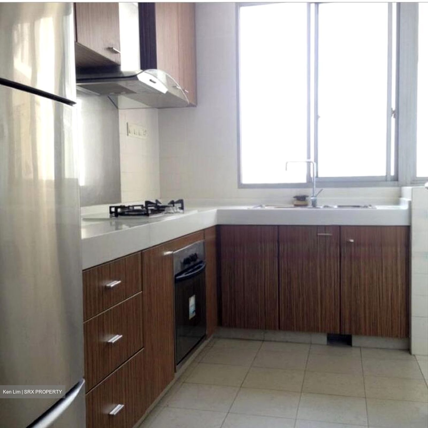The Lakeshore (D22), Condominium #452107331